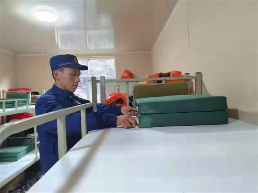 整理內(nèi)務(wù).jpg 整理內(nèi)務(wù).jpg